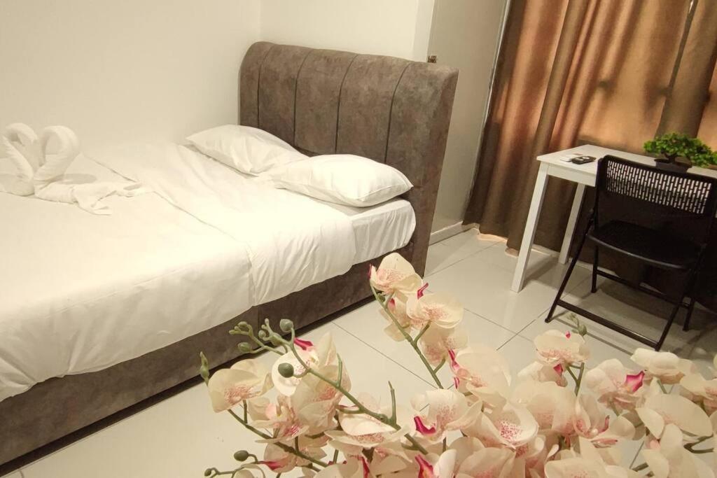 Hzb301-Selfcheck-In-Wi-Fi- Netflix- Parking- Pool-2 Bedroom- Klia, 7099 Sepang Exteriör bild