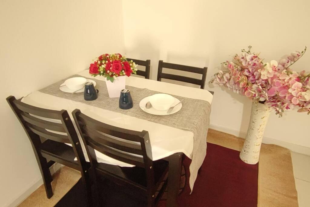Hzb301-Selfcheck-In-Wi-Fi- Netflix- Parking- Pool-2 Bedroom- Klia, 7099 Sepang Exteriör bild